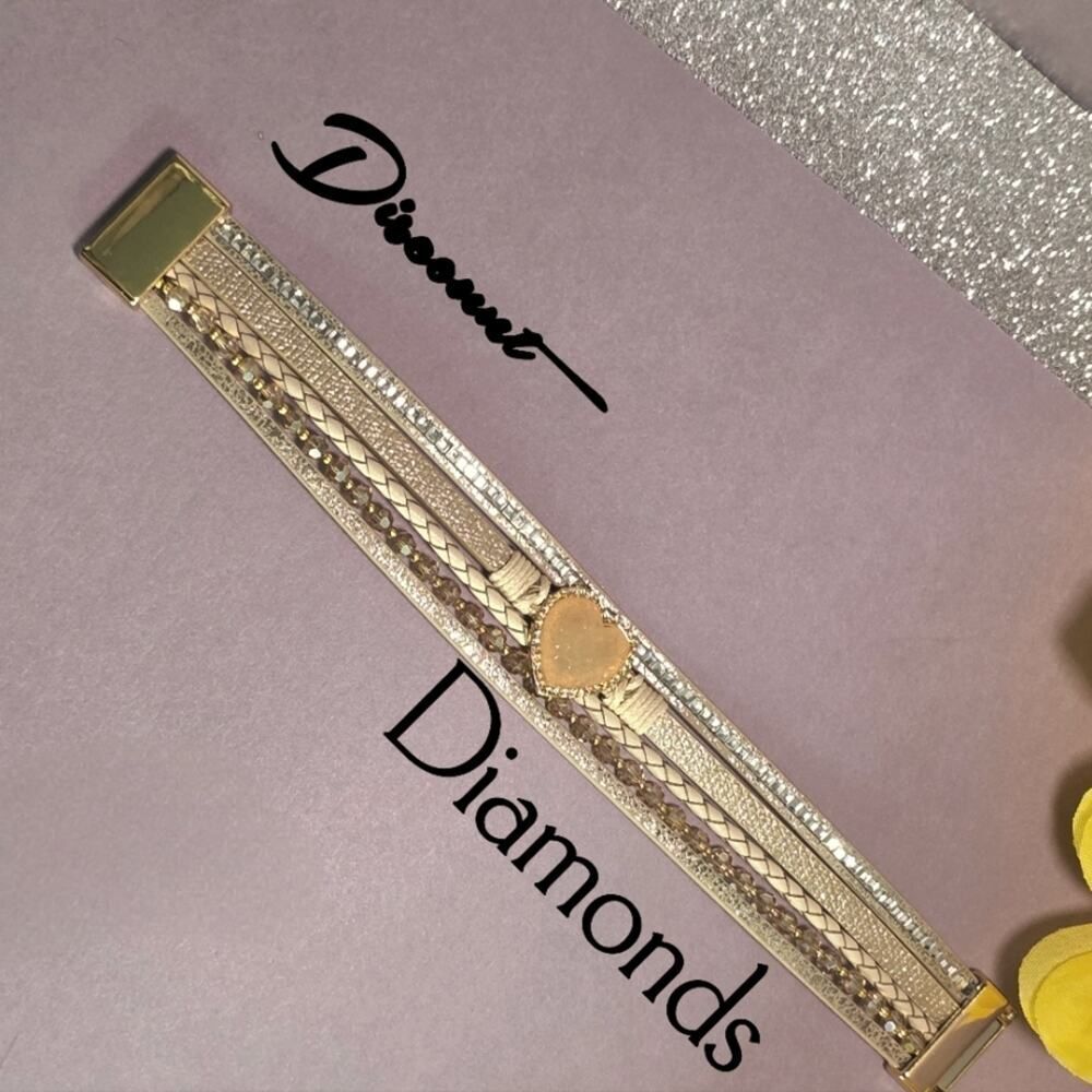 Elegant Gold and Beige Heart Cuff Bracelet - Picture 2 of 8